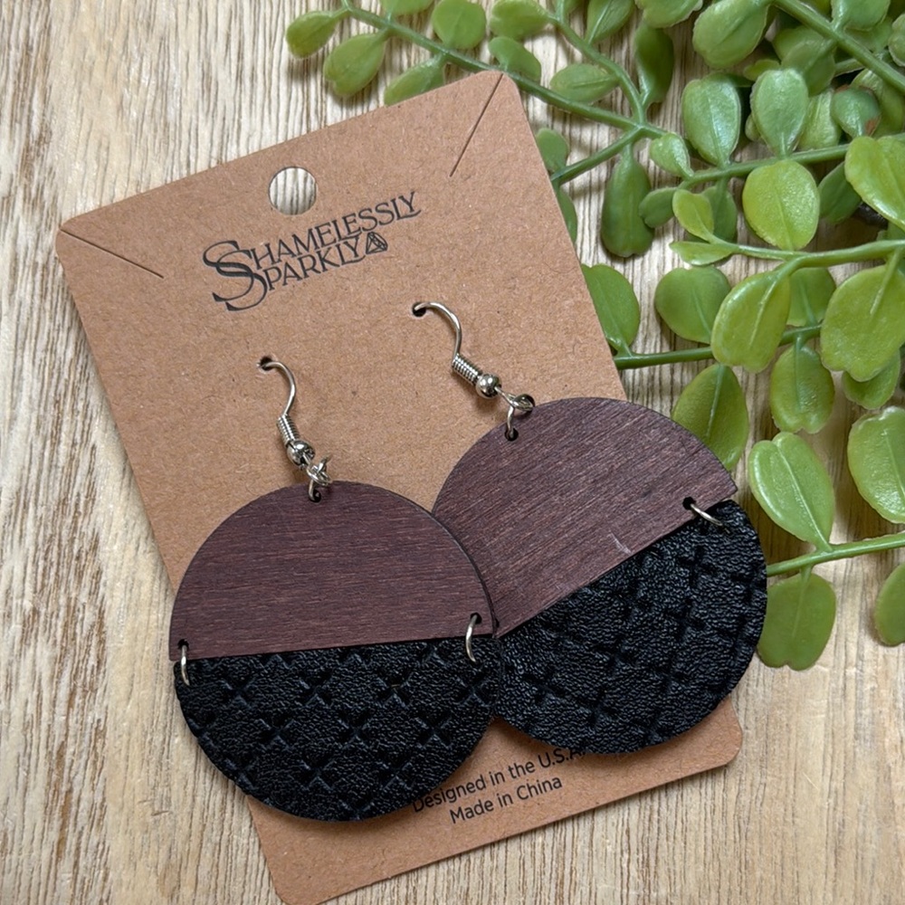 Shamelessly Sparkly Round Wooden Earrings 💗 Brown & Black